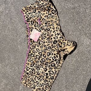 NWT leapord print boy short